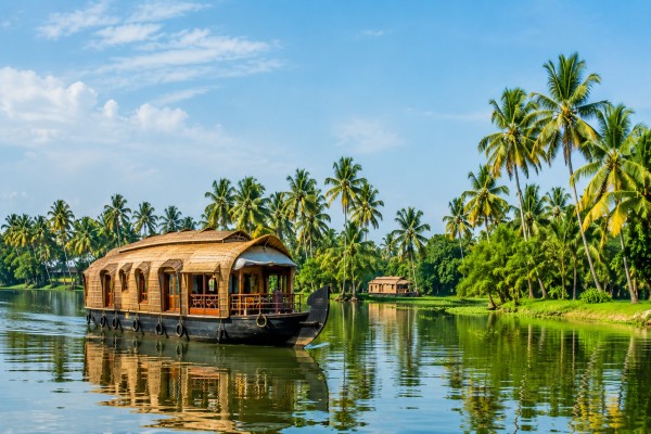 Kerala VLTD installation coverage card highlighting Alleppey Backwaters.