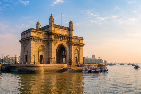 Maharashtra VLTD installation coverage card highlighting Gateway of India.